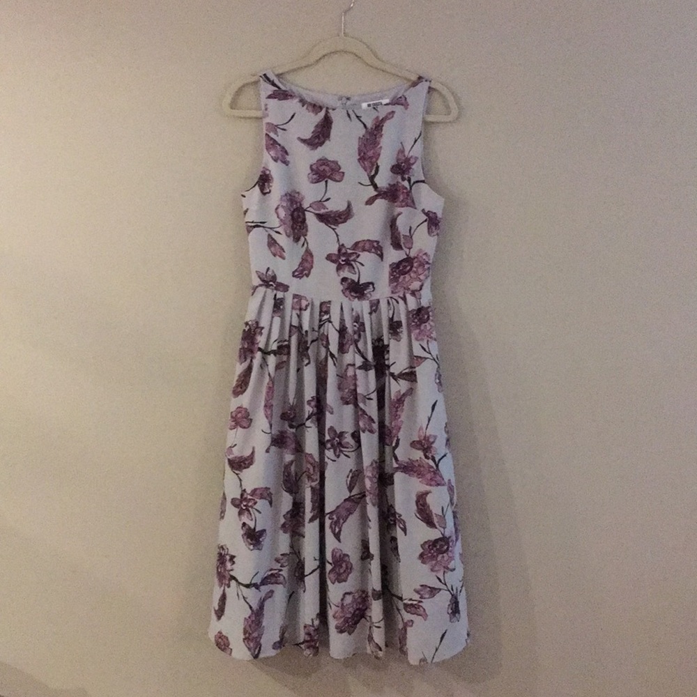 GORGEOUS Purple Floral Dress!